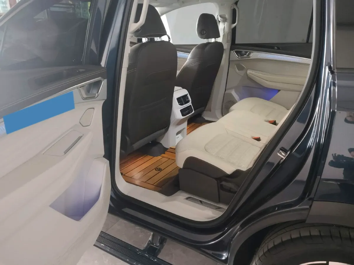 2022 Volkswagen Talagon 2.0T 220HP L4 7DCT,autocango,china used car exporter,china ev exporter,chinese used car exporter,chinese used ev exporter