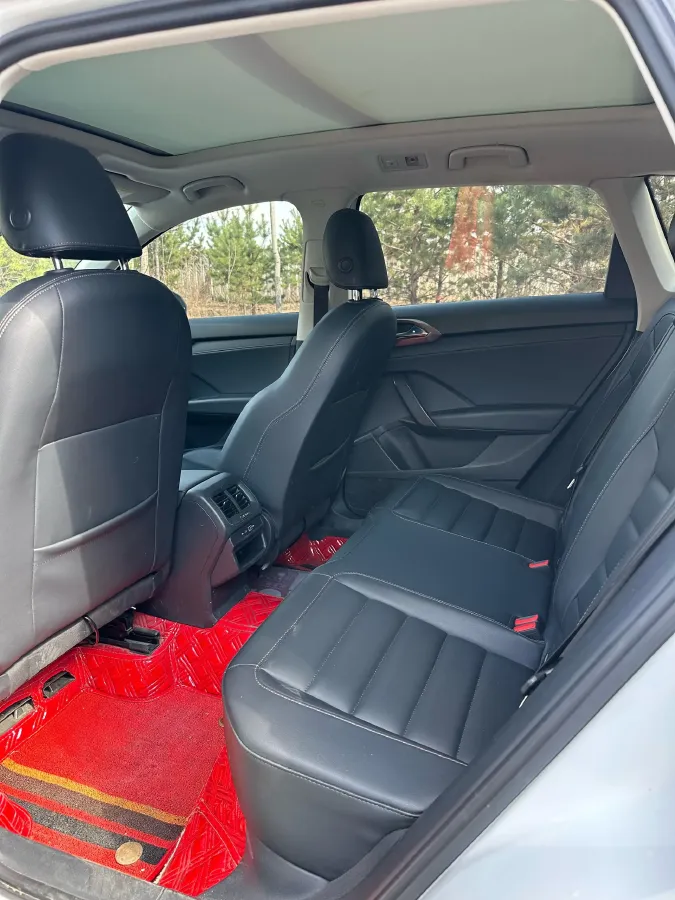 2021 Volkswagen Tharu 1.4T 150HP L4 7DCT,autocango,china used car exporter,china ev exporter,chinese used car exporter,chinese used ev exporter