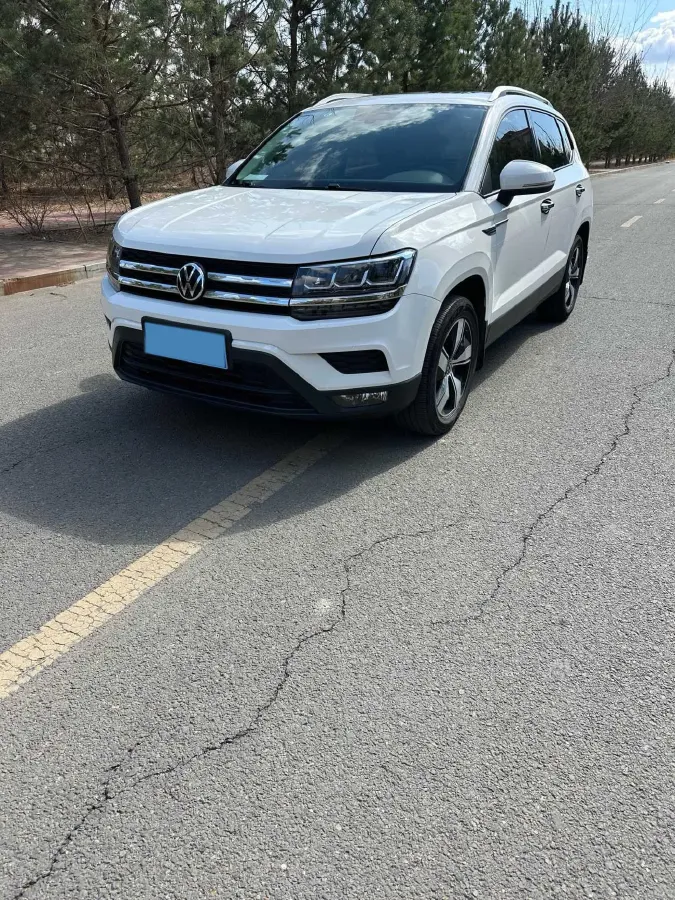 2021 Volkswagen Tharu 1.4T 150HP L4 7DCT,autocango,china used car exporter,china ev exporter,chinese used car exporter,chinese used ev exporter