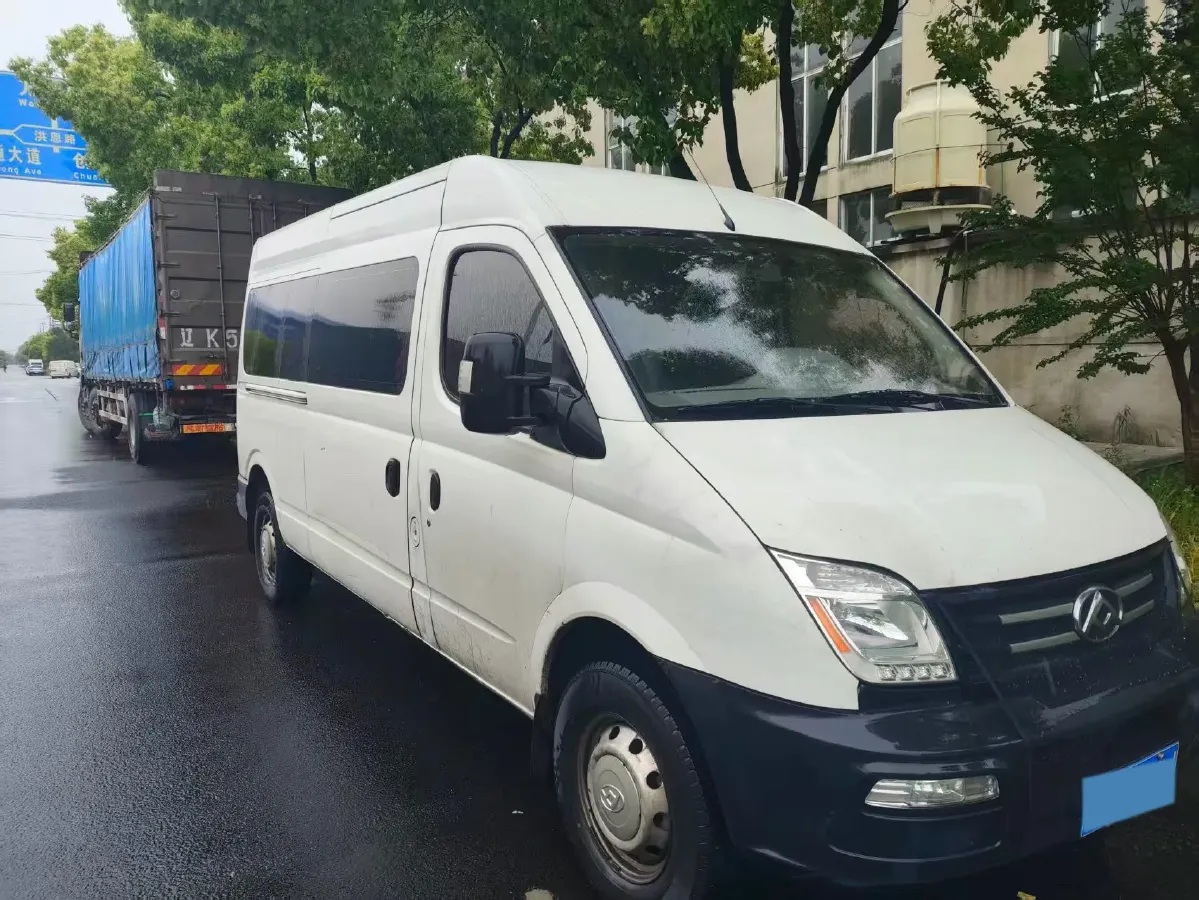 2019 MAXUS XinTu V80 2.5T 136HP L4 6MT,autocango,china used car exporter,china ev exporter,chinese used car exporter,chinese used ev exporter