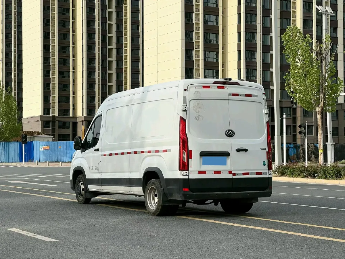 2022 MAXUS XinTu V90 2.0T 150HP L4 6AT,autocango,china used car exporter,china ev exporter,chinese used car exporter,chinese used ev exporter