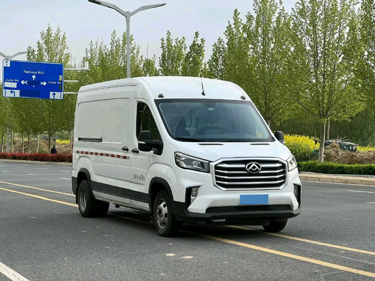 2022 MAXUS XinTu V90 2.0T 150HP L4 6AT,autocango,china used car exporter,china ev exporter,chinese used car exporter,chinese used ev exporter
