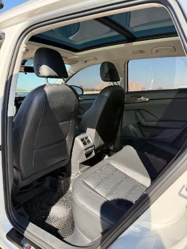 2021 Volkswagen Tharu 1.4T 150HP L4 7DCT,autocango,china used car exporter,china ev exporter,chinese used car exporter,chinese used ev exporter