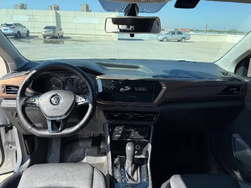 2021 Volkswagen Tharu 1.4T 150HP L4 7DCT,autocango,china used car exporter,china ev exporter,chinese used car exporter,chinese used ev exporter