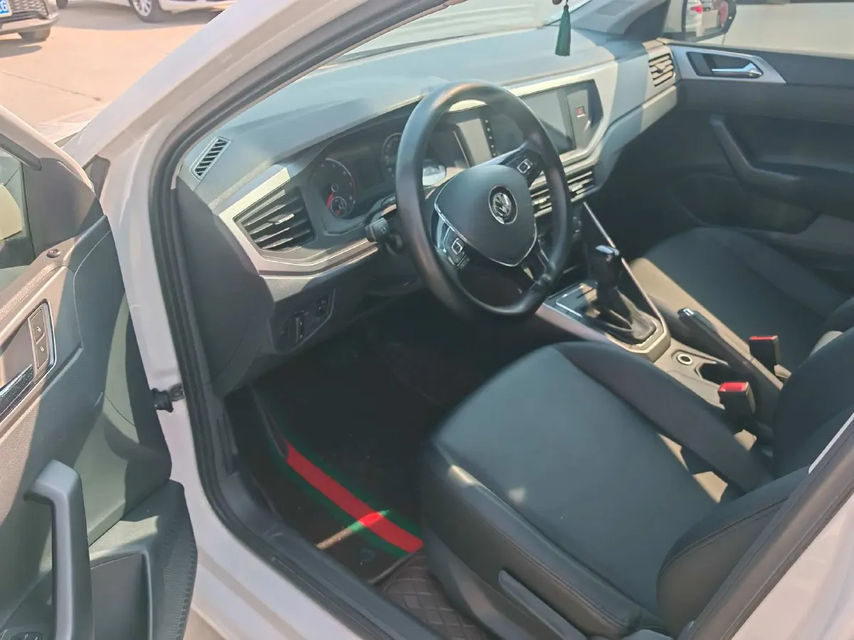 2019 Volkswagen Polo 1.5L 113HP L4 6AT,autocango,china used car exporter,china ev exporter,chinese used car exporter,chinese used ev exporter