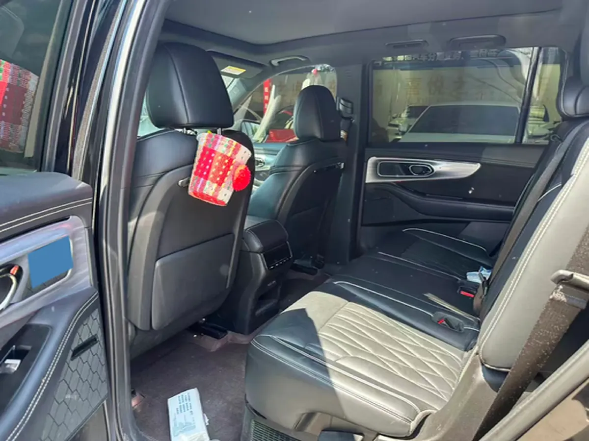 2022 GAC Trumpchi GS8 2.0T 190HP L4 E-CVT Hybrid,autocango,china used car exporter,china ev exporter,chinese used car exporter,chinese used ev exporter