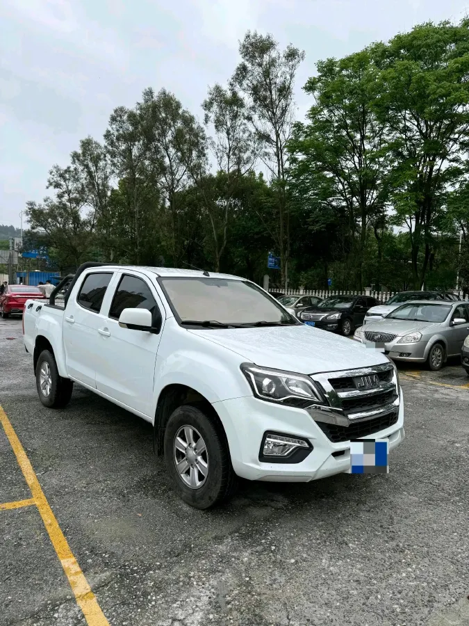 2020 Isuzu RE-MAX Jim 2.8T 120HP L4 5MT,autocango,china used car exporter,china ev exporter,chinese used car exporter,chinese used ev exporter