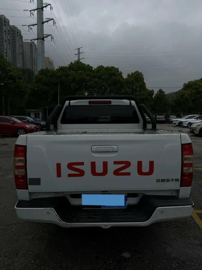 2020 Isuzu RE-MAX Jim 2.8T 120HP L4 5MT,autocango,china used car exporter,china ev exporter,chinese used car exporter,chinese used ev exporter