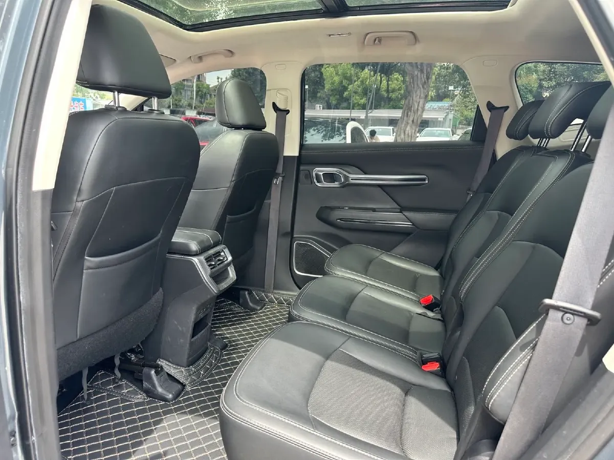 2020 Geely Okavango 1.8T 184HP L4 7DCT,autocango,china used car exporter,china ev exporter,chinese used car exporter,chinese used ev exporter
