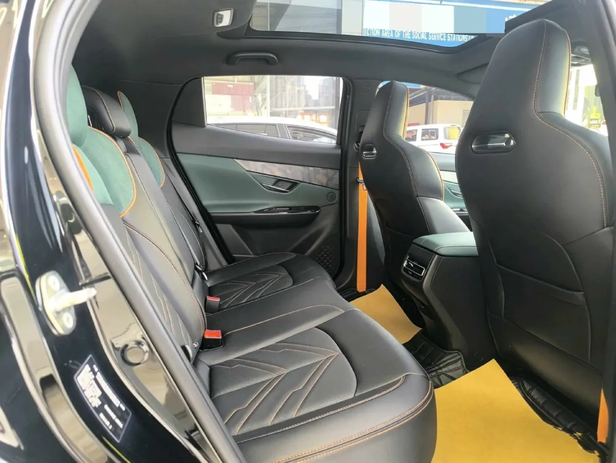 2023 ChangAn UNI-T 1.5T 188HP L4 7DCT,autocango,china used car exporter,china ev exporter,chinese used car exporter,chinese used ev exporter