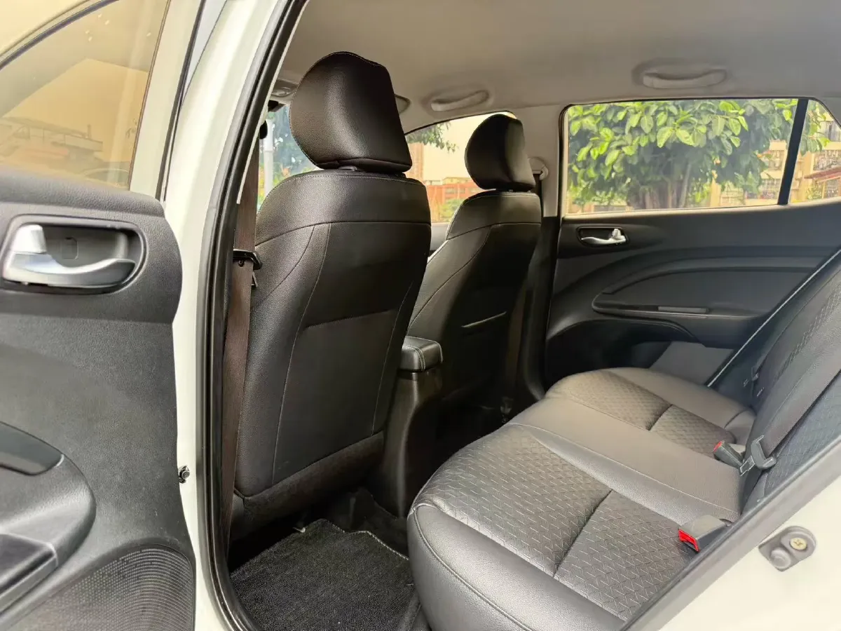 2019 Kia KX1 1.4L 100HP L4 6AT,autocango,china used car exporter,china ev exporter,chinese used car exporter,chinese used ev exporter