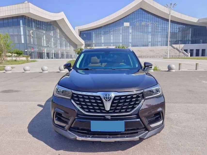 2018 Brilliance Auto V7 1.6T 204HP L4 7DCT,autocango,china used car exporter,china ev exporter,chinese used car exporter,chinese used ev exporter