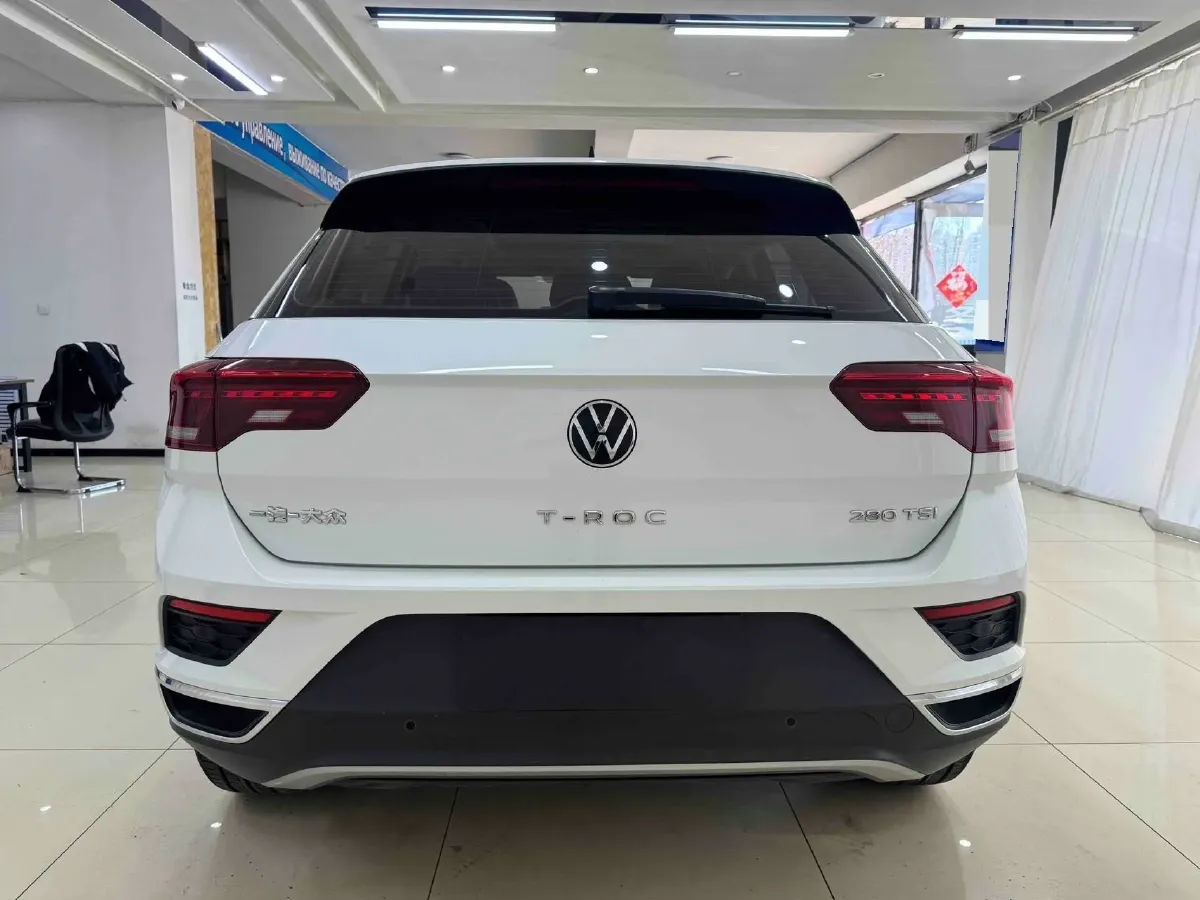 2022 Volkswagen T-Roc 1.4T 150HP L4 7DCT,autocango,china used car exporter,china ev exporter,chinese used car exporter,chinese used ev exporter