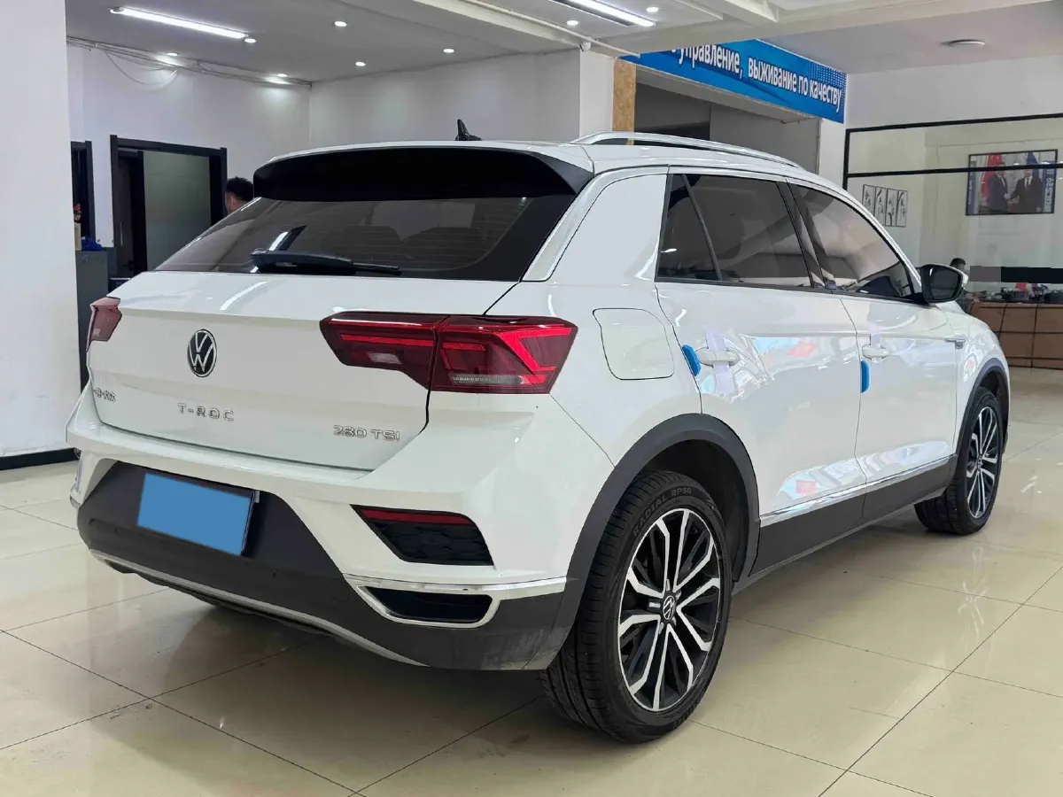 2022 Volkswagen T-Roc 1.4T 150HP L4 7DCT,autocango,china used car exporter,china ev exporter,chinese used car exporter,chinese used ev exporter
