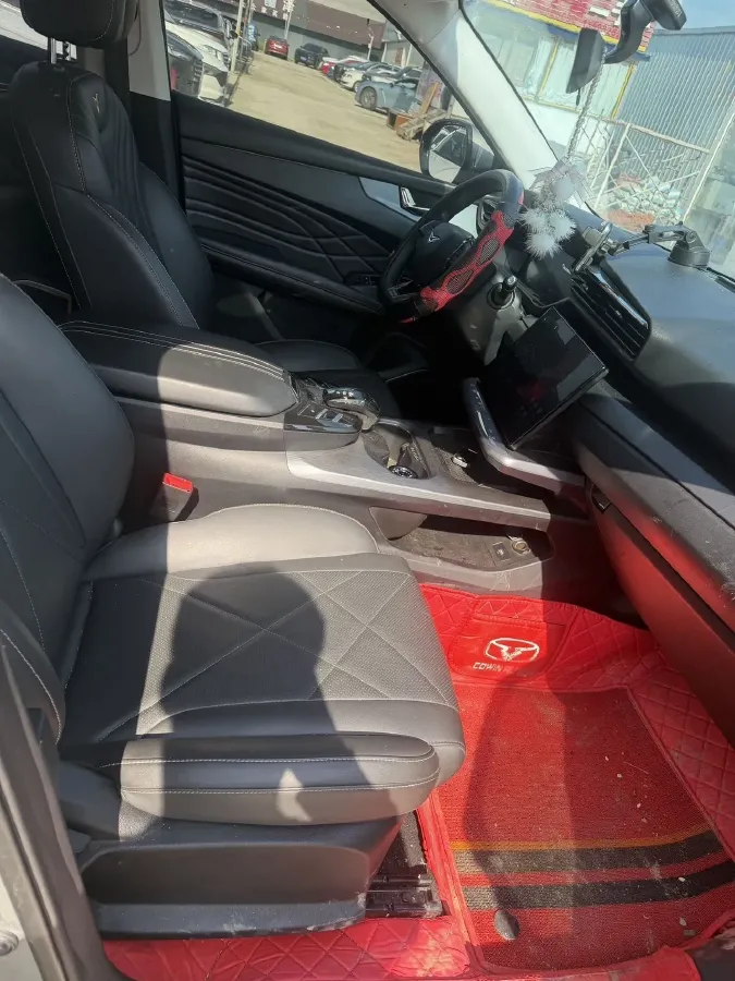2023 Iveco DeYi 2.5T 122HP L4 6AT,autocango,china used car exporter,china ev exporter,chinese used car exporter,chinese used ev exporter