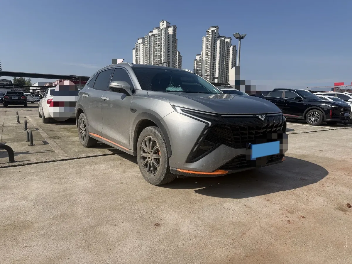 2023 Iveco DeYi 2.5T 122HP L4 6AT,autocango,china used car exporter,china ev exporter,chinese used car exporter,chinese used ev exporter