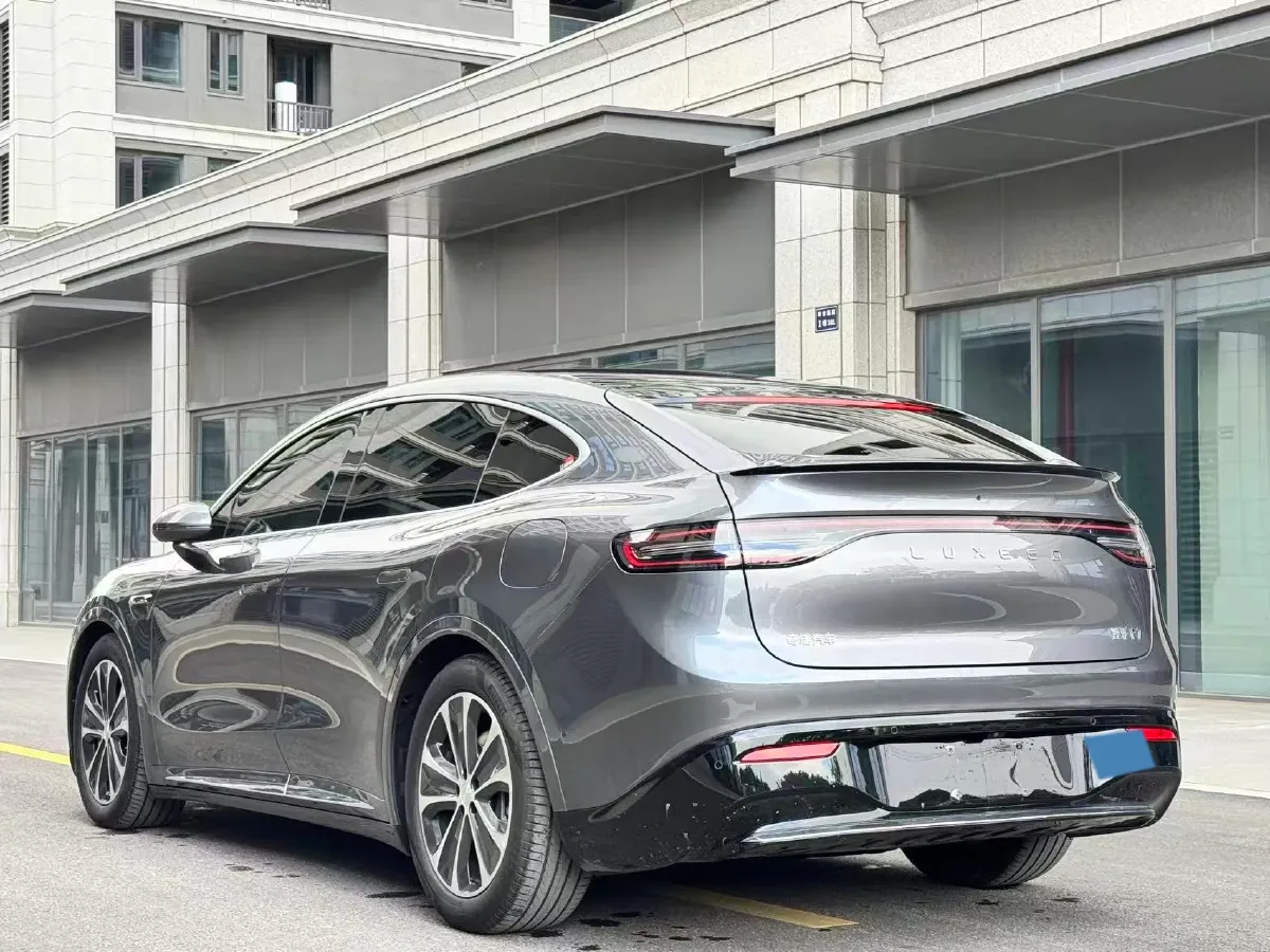 2025 Luxeed R7 REEV 156HP REEV 37KWH,autocango,china used car exporter,china ev exporter,chinese used car exporter,chinese used ev exporter