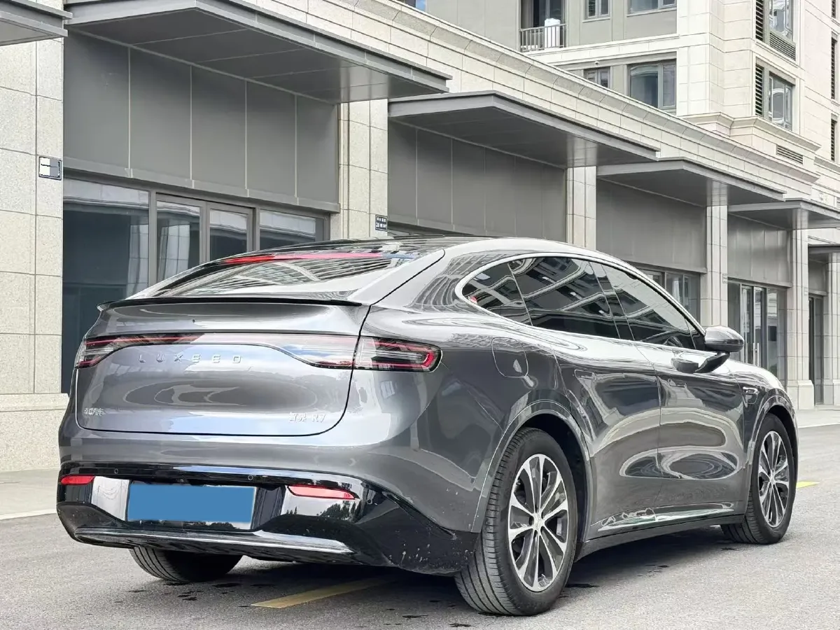 2025 Luxeed R7 REEV 156HP REEV 37KWH,autocango,china used car exporter,china ev exporter,chinese used car exporter,chinese used ev exporter