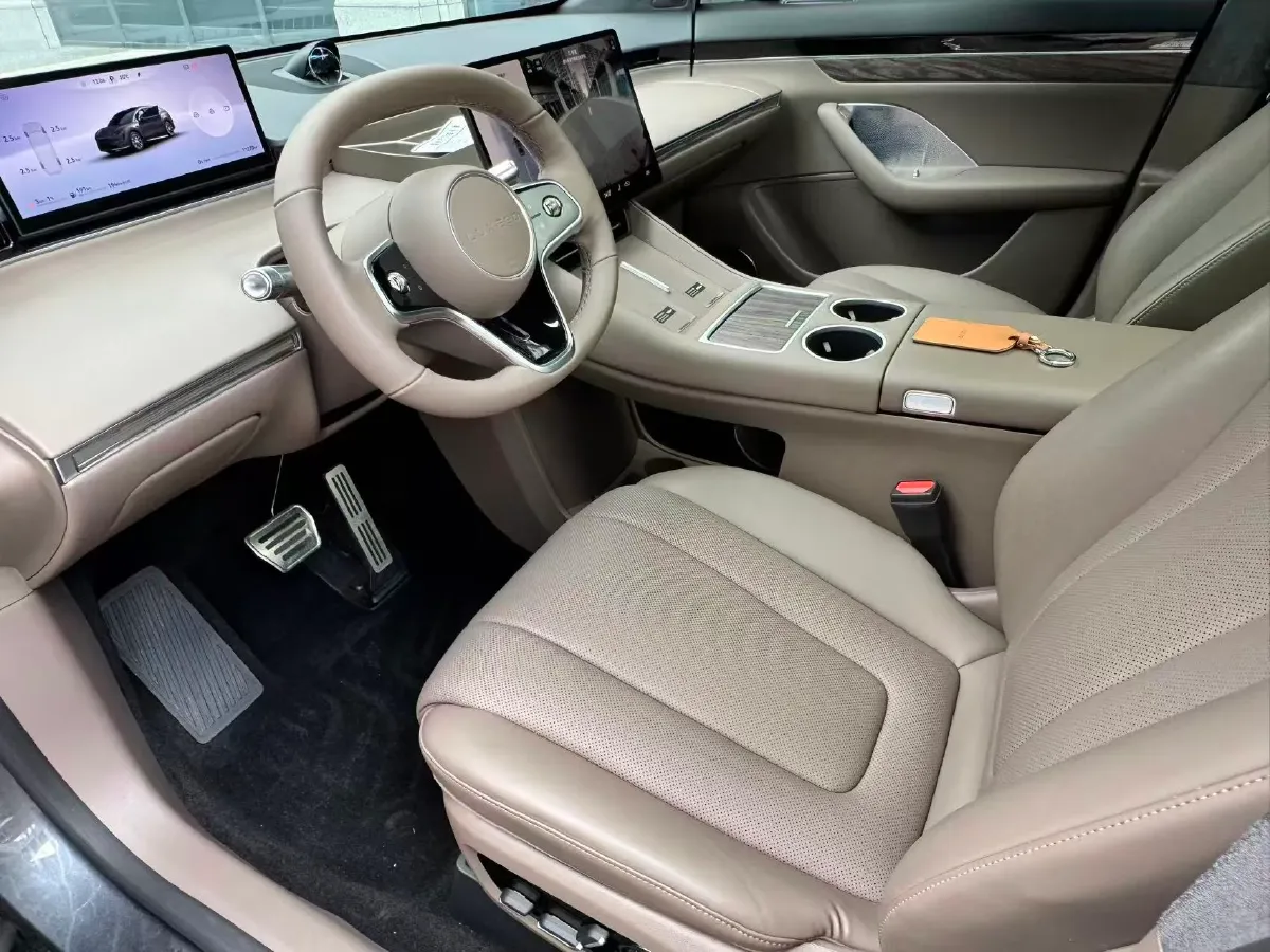 2025 Luxeed R7 REEV 156HP REEV 37KWH,autocango,china used car exporter,china ev exporter,chinese used car exporter,chinese used ev exporter