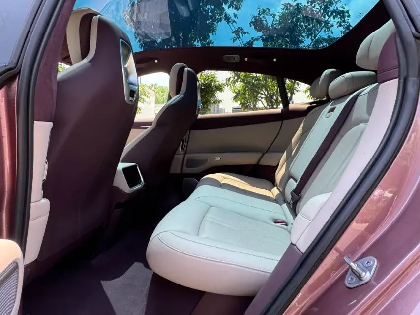 2025 MI YU7 BEV 101.7KWH,autocango,china used car exporter,china ev exporter,chinese used car exporter,chinese used ev exporter