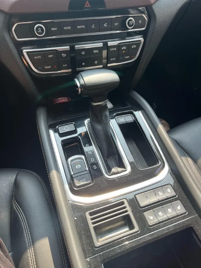 2019 GAC Trumpchi GS8 2.0T 252HP L4 6AT,autocango,china used car exporter,china ev exporter,chinese used car exporter,chinese used ev exporter