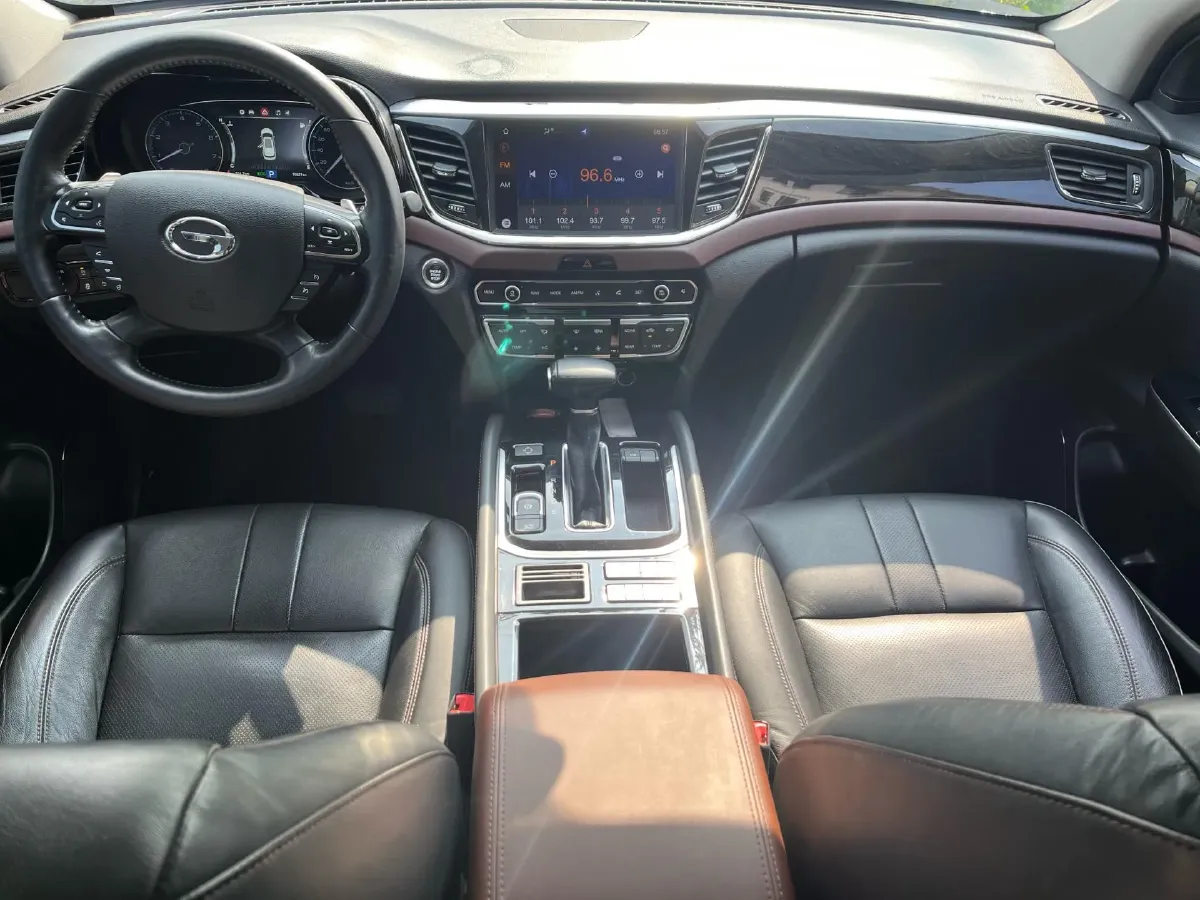 2019 GAC Trumpchi GS8 2.0T 252HP L4 6AT,autocango,china used car exporter,china ev exporter,chinese used car exporter,chinese used ev exporter