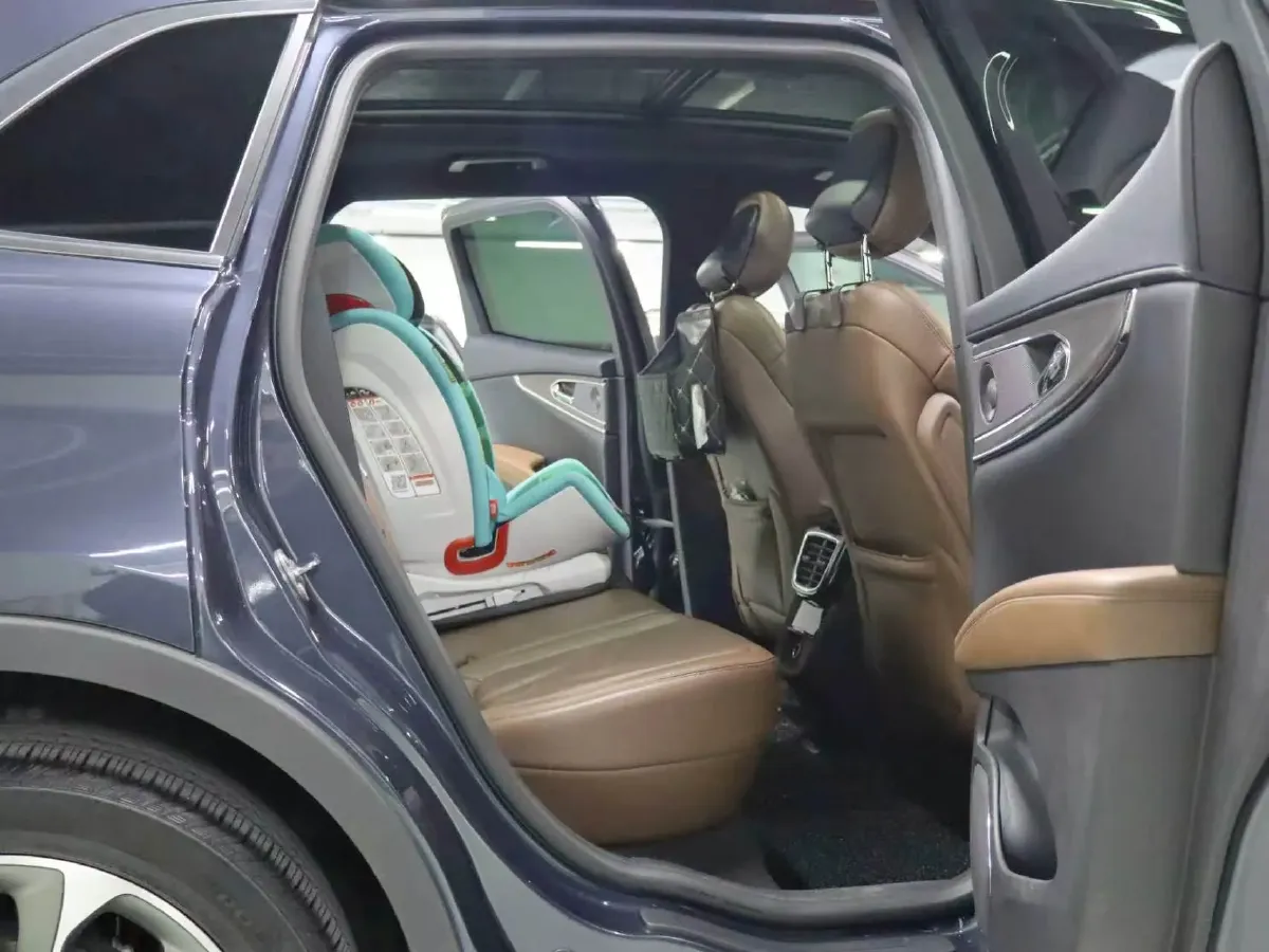 2021 Lincoln Nautilus 2.0T 245HP L4 8AT,autocango,china used car exporter,china ev exporter,chinese used car exporter,chinese used ev exporter