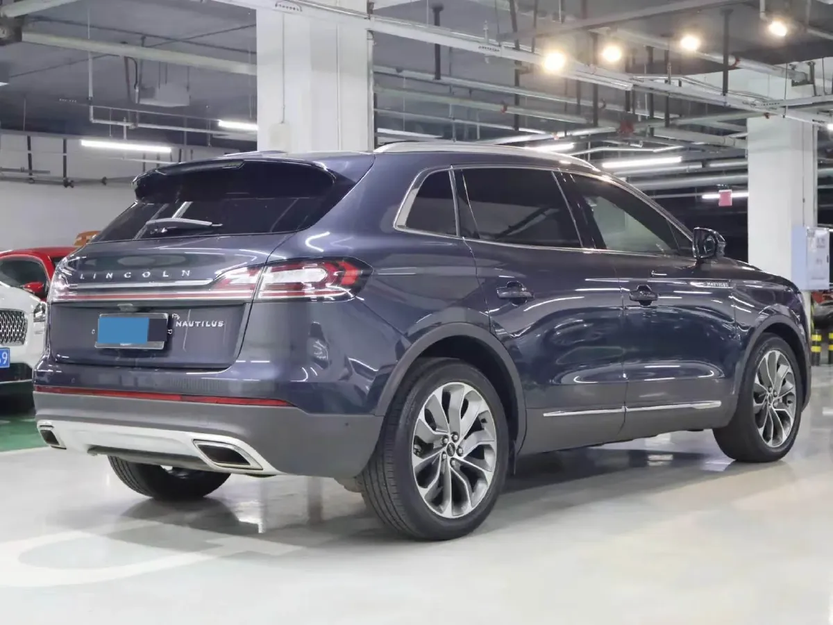 2021 Lincoln Nautilus 2.0T 245HP L4 8AT,autocango,china used car exporter,china ev exporter,chinese used car exporter,chinese used ev exporter