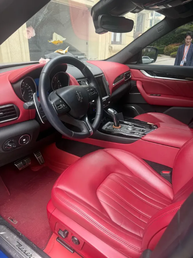 2019 Maserati Levante 3.0T 350HP V6 8AT,autocango,china used car exporter,china ev exporter,chinese used car exporter,chinese used ev exporter