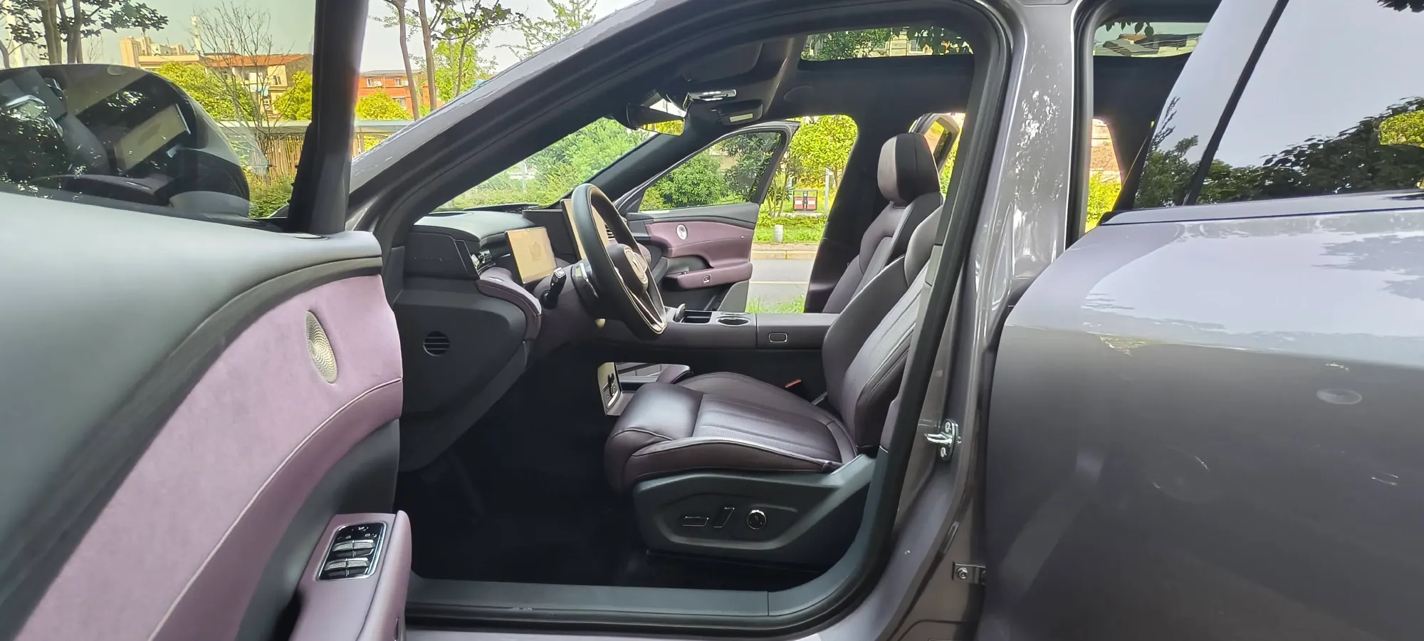 2025 Voyah FREE REEV 129HP REEV,autocango,china used car exporter,china ev exporter,chinese used car exporter,chinese used ev exporter