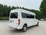 2021 MAXUS XinTu V80 2.0T 127HP L4 6MT