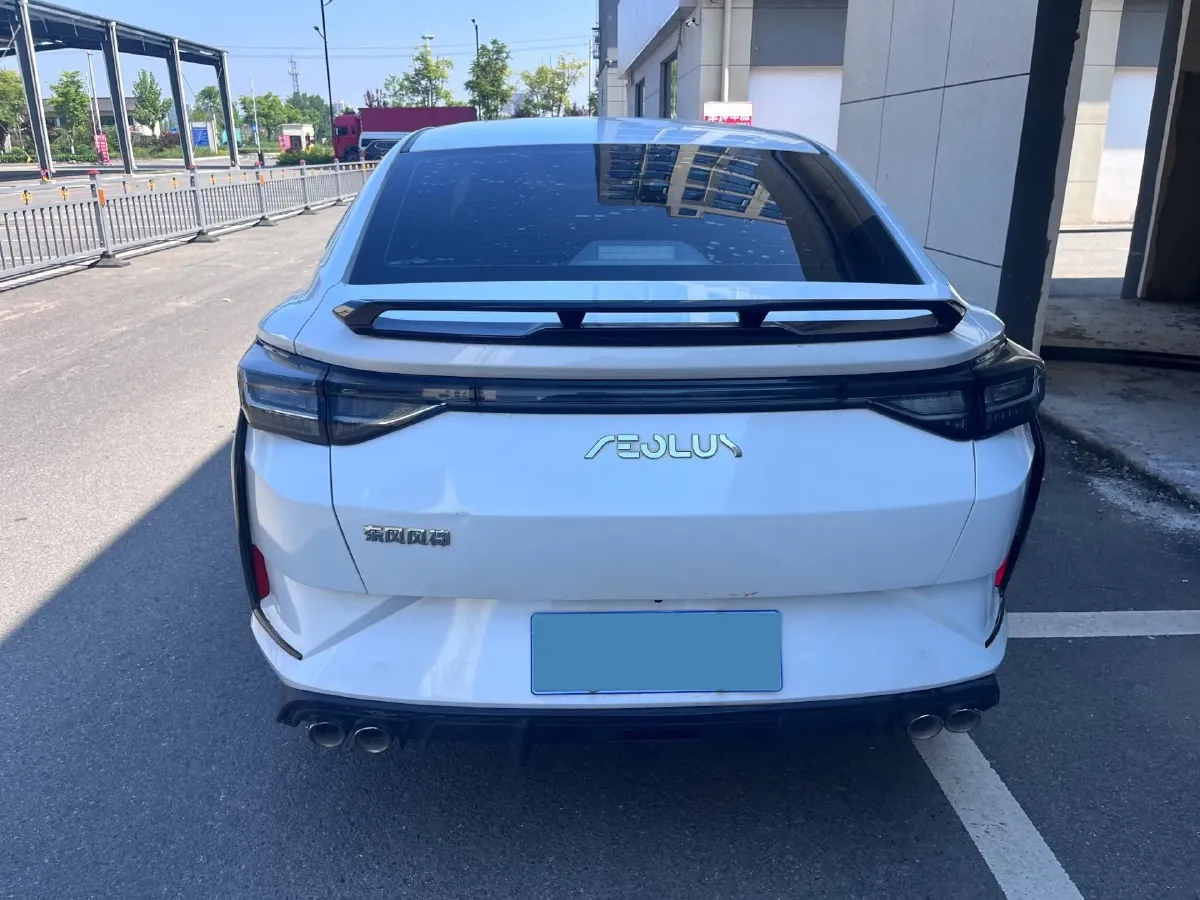 2023 DongFeng Aeolus YiXuan 1.5L 125HP L4 6DCT,autocango,china used car exporter,china ev exporter,chinese used car exporter,chinese used ev exporter