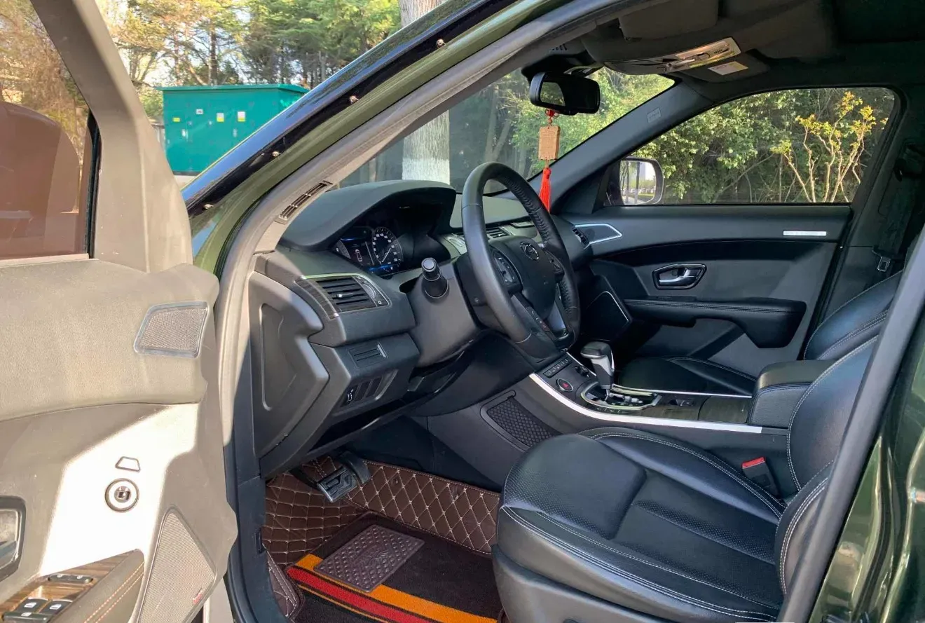 2018 Landwind X7 1.5T 163HP L4 8AT,autocango,china used car exporter,china ev exporter,chinese used car exporter,chinese used ev exporter