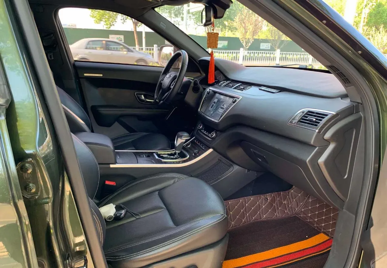 2018 Landwind X7 1.5T 163HP L4 8AT,autocango,china used car exporter,china ev exporter,chinese used car exporter,chinese used ev exporter