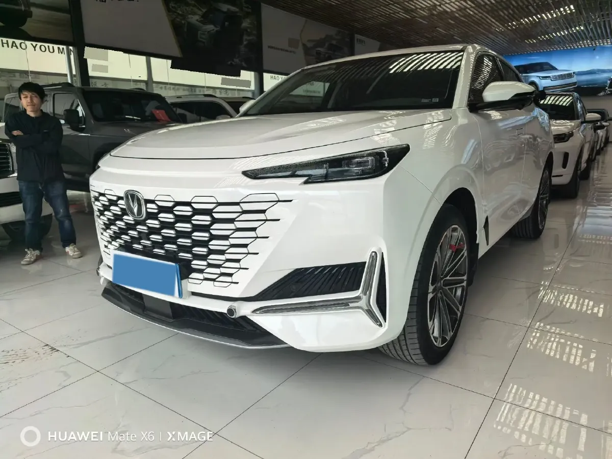 2021 ChangAn UNI-K 2.0T 233HP L4 8AT,autocango,china used car exporter,china ev exporter,chinese used car exporter,chinese used ev exporter