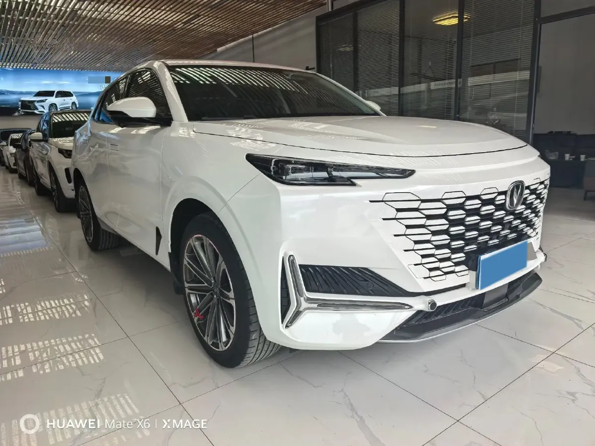2021 ChangAn UNI-K 2.0T 233HP L4 8AT,autocango,china used car exporter,china ev exporter,chinese used car exporter,chinese used ev exporter