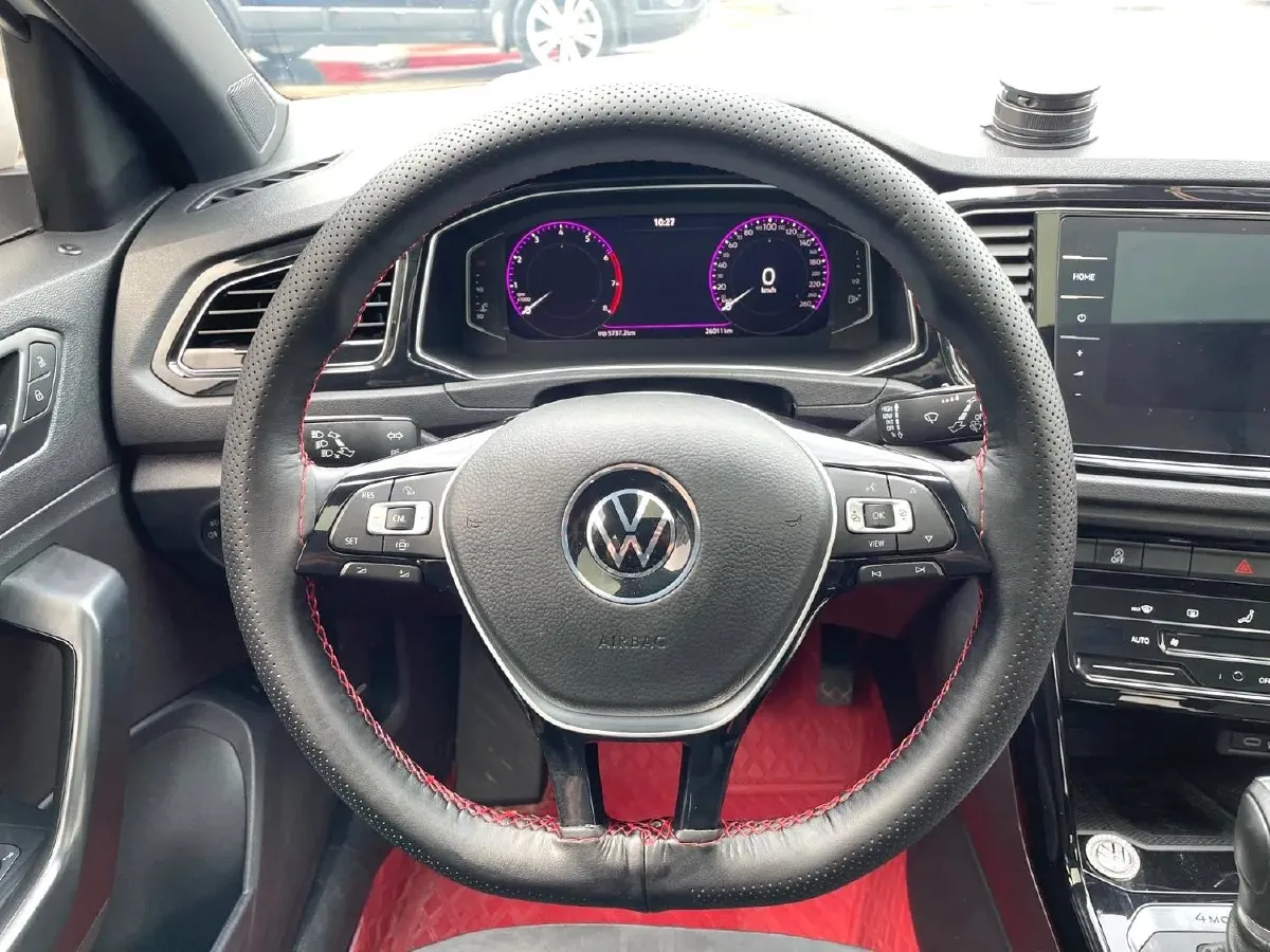 2021 Volkswagen T-Roc 1.4T 150HP L4 7DCT,autocango,china used car exporter,china ev exporter,chinese used car exporter,chinese used ev exporter