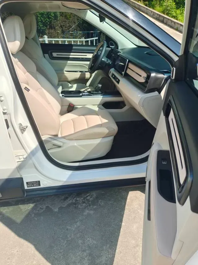 2023 Geely ICON 1.5T 181HP L4 7DCT,autocango,china used car exporter,china ev exporter,chinese used car exporter,chinese used ev exporter