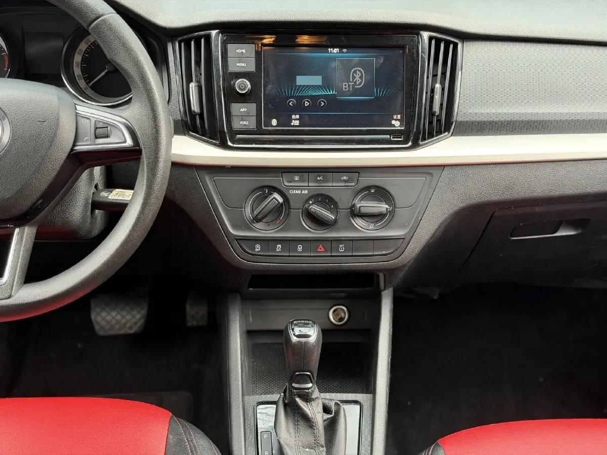 2018 Skoda Kamiq 1.5L 110HP L4 6AT,autocango,china used car exporter,china ev exporter,chinese used car exporter,chinese used ev exporter