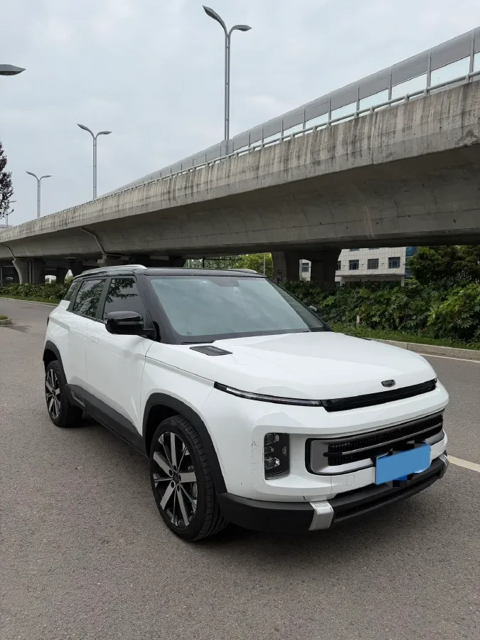 2023 Geely ICON 1.5T 181HP L4 7DCT,autocango,china used car exporter,china ev exporter,chinese used car exporter,chinese used ev exporter