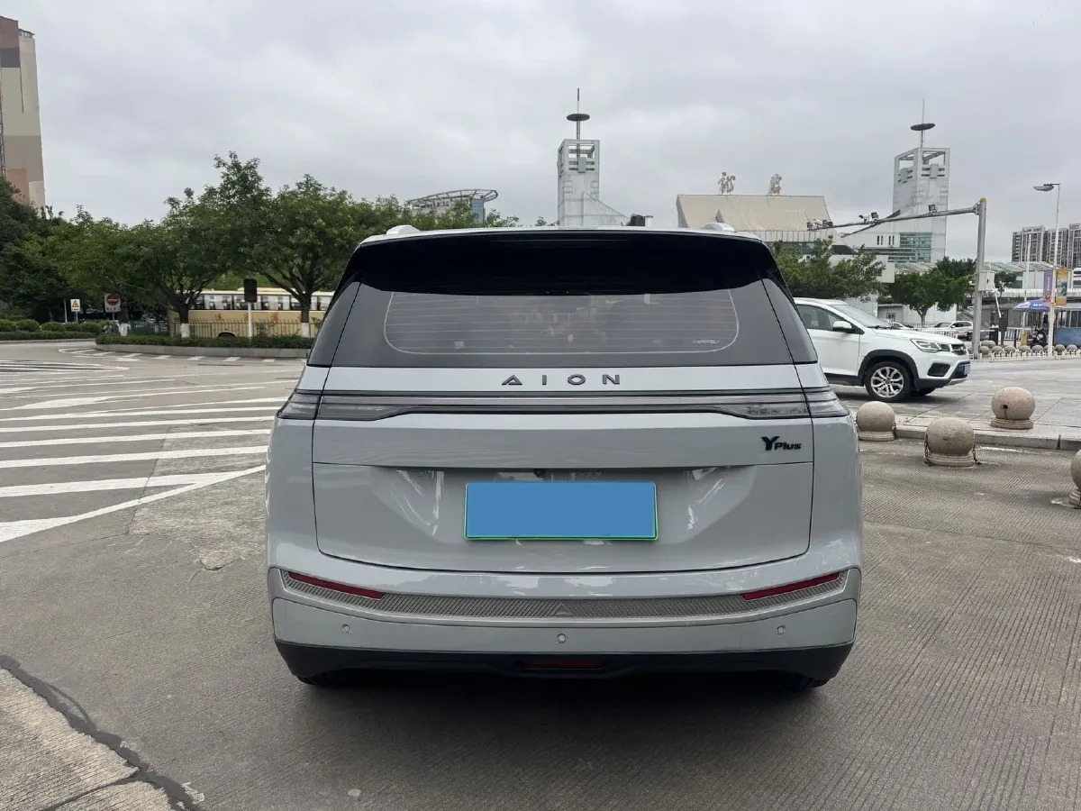 2024 Leapmotor C11 1.5L 95HP L4 REEV 43.74KWH,autocango,china used car exporter,china ev exporter,chinese used car exporter,chinese used ev exporter