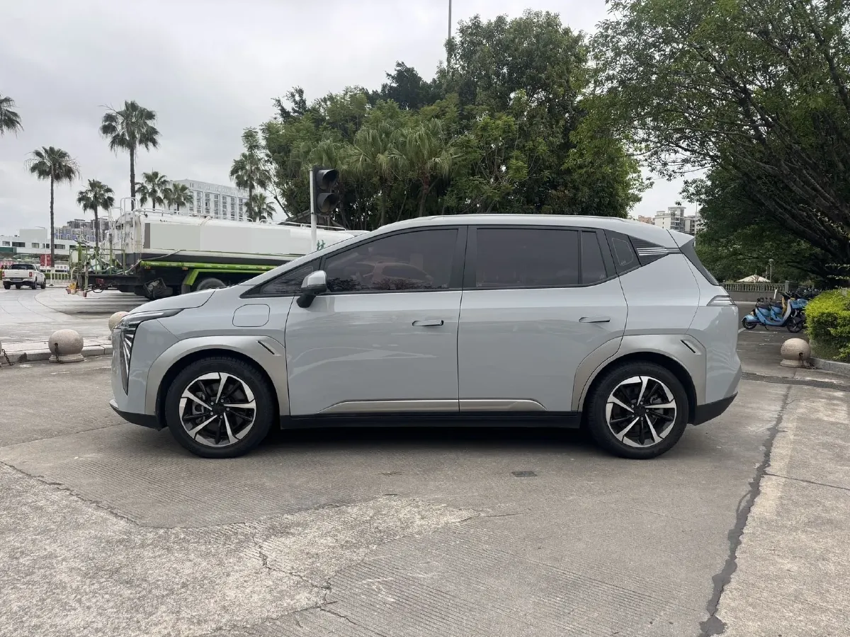 2024 Leapmotor C11 1.5L 95HP L4 REEV 43.74KWH,autocango,china used car exporter,china ev exporter,chinese used car exporter,chinese used ev exporter