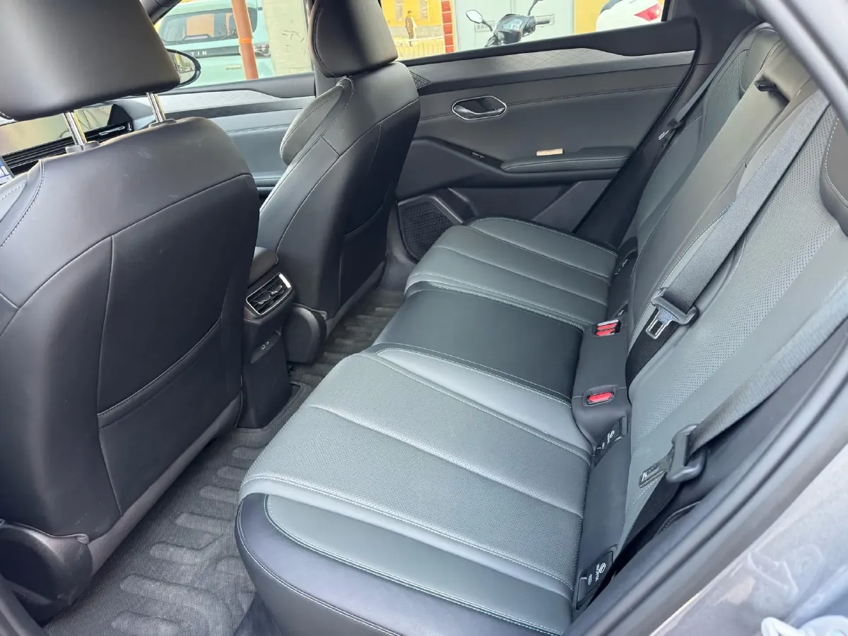 2025 BYD QinL BEV,autocango,china used car exporter,china ev exporter,chinese used car exporter,chinese used ev exporter