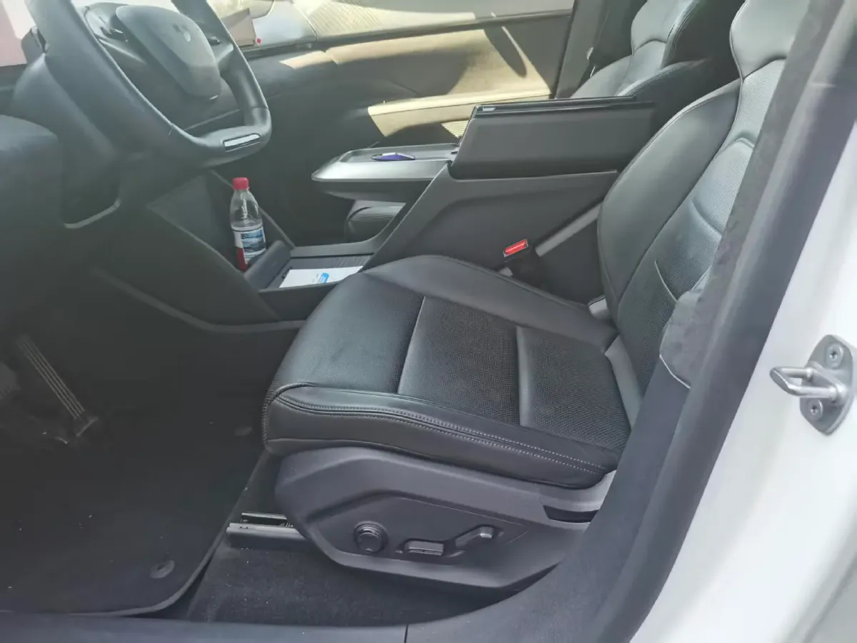 2024 JiYue 01 BEV 100KWH,autocango,china used car exporter,china ev exporter,chinese used car exporter,chinese used ev exporter