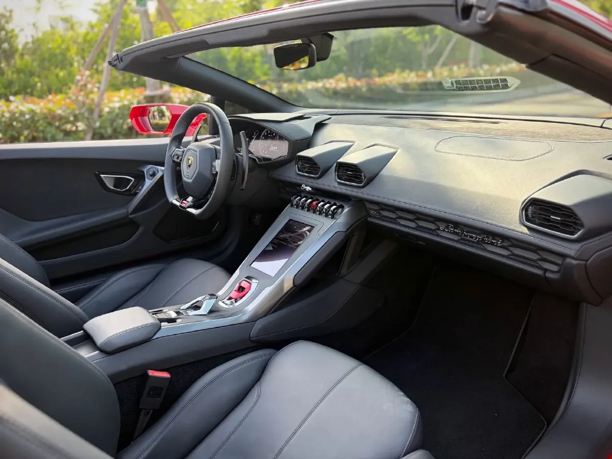 2020 Lamborghini Huracán 5.2L 611HP V10 7DCT,autocango,china used car exporter,china ev exporter,chinese used car exporter,chinese used ev exporter