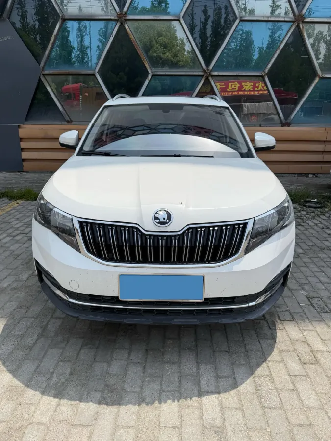 2021 Skoda Kamiq 1.5L 112HP L4 6AT,autocango,china used car exporter,china ev exporter,chinese used car exporter,chinese used ev exporter