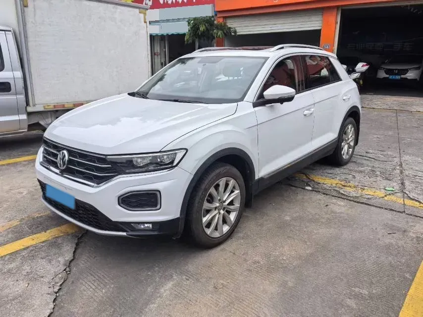 2020 Volkswagen T-Roc 1.4T 150HP L4 7DCT,autocango,china used car exporter,china ev exporter,chinese used car exporter,chinese used ev exporter