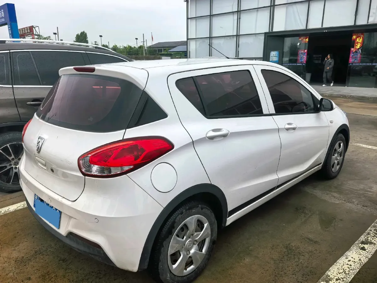 2020 BaoJun 310 1.2L 80HP L4 5MT,autocango,china used car exporter,china ev exporter,chinese used car exporter,chinese used ev exporter