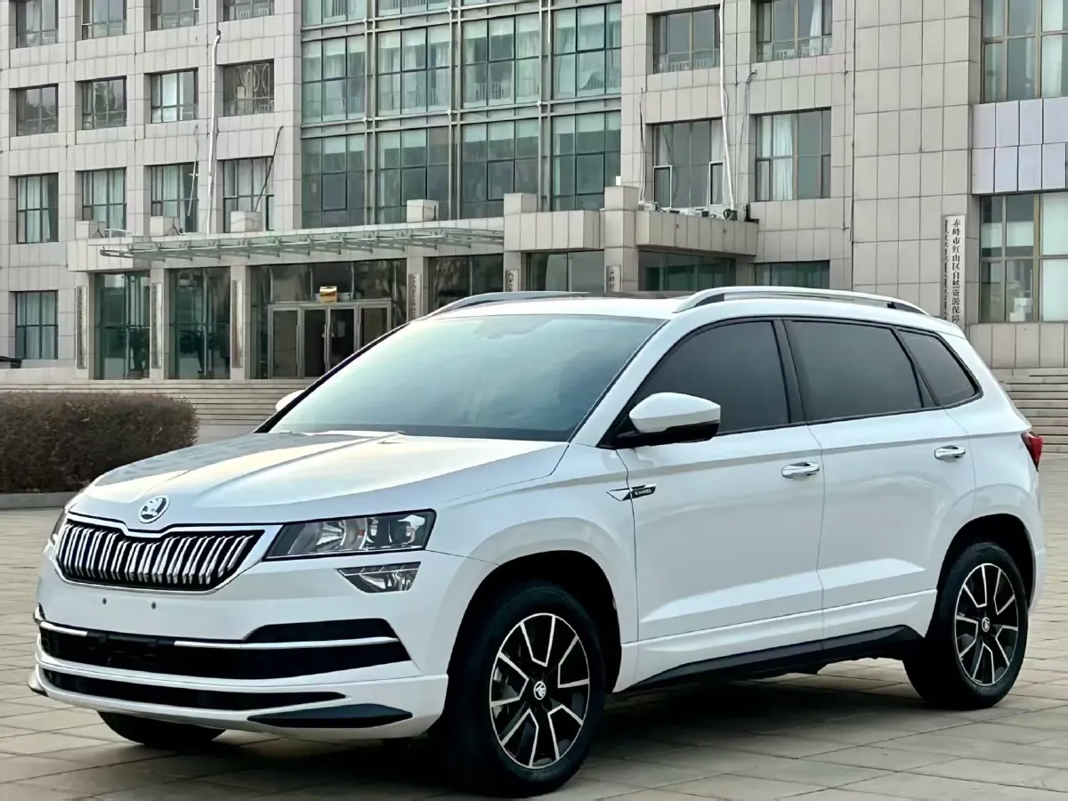 2023 Skoda Karoq 1.4T 150HP L4 7DCT,autocango,china used car exporter,china ev exporter,chinese used car exporter,chinese used ev exporter