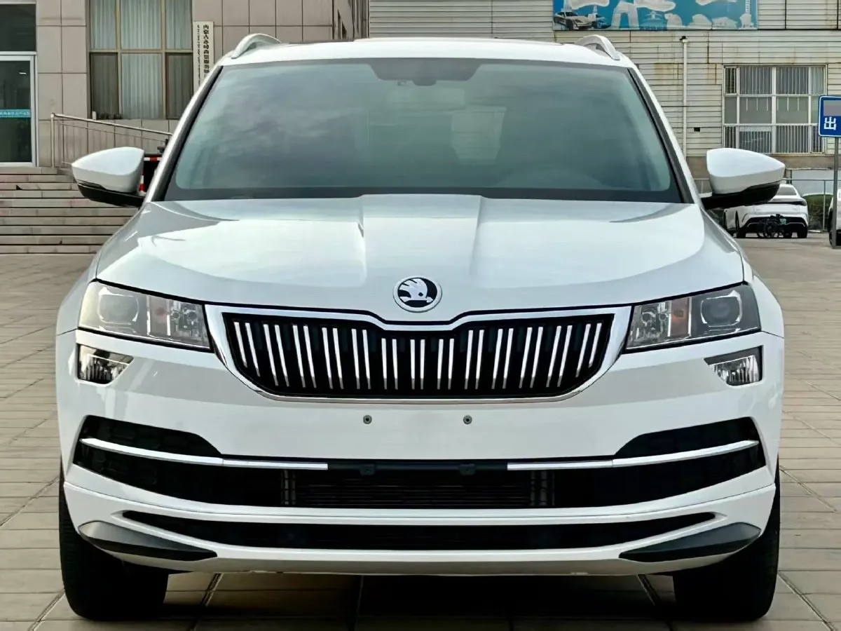 2023 Skoda Karoq 1.4T 150HP L4 7DCT,autocango,china used car exporter,china ev exporter,chinese used car exporter,chinese used ev exporter